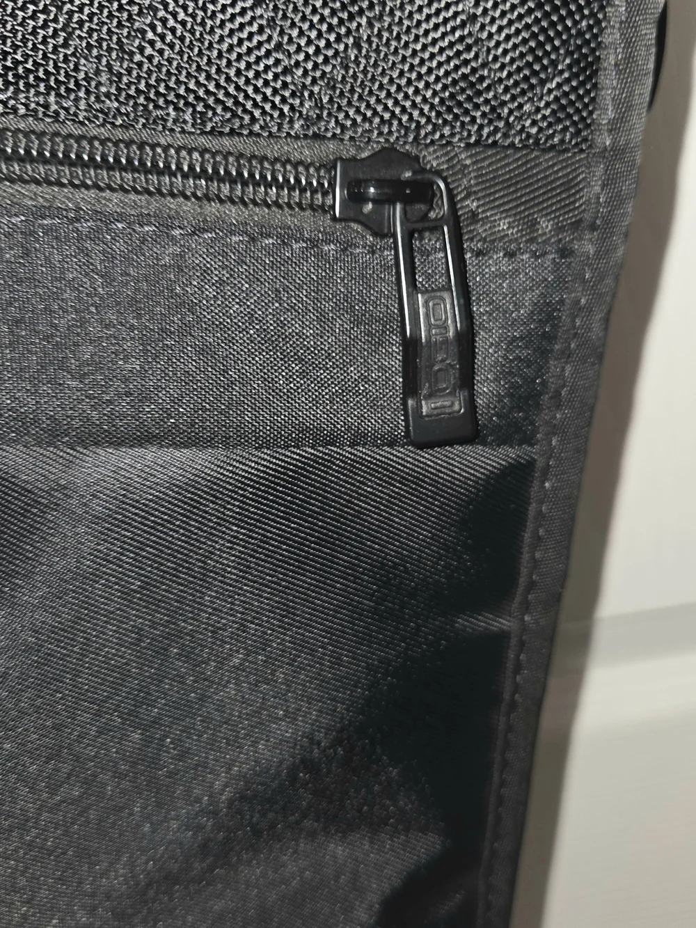 OGIO Vault Messenger Bag in Black with Pockets